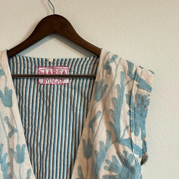 Marea by Liz Joy Suzani Vest - Size Medium - Picture 3 of 8